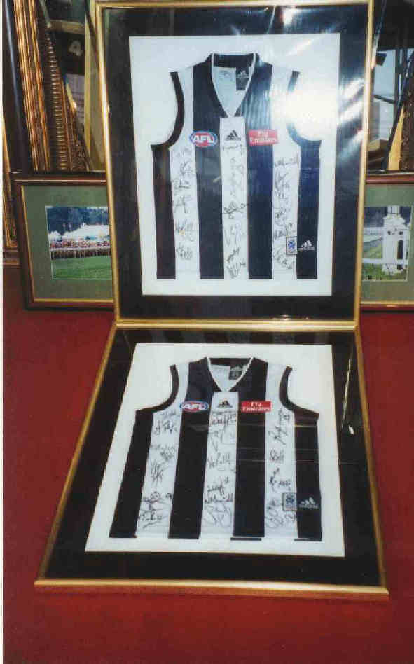 Signed Collingwood Football Jumper